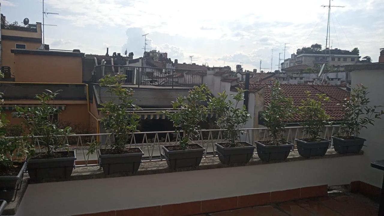 Sant'Ambrogio Bright Apartment With Terrace Milán Exterior foto